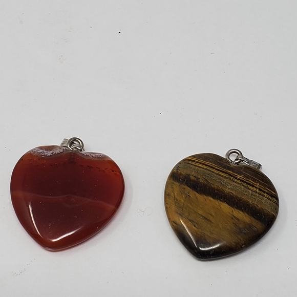 Tiger Eye and Red Agate carved into hearts and mounted for a necklace EUC - Picture 5 of 6